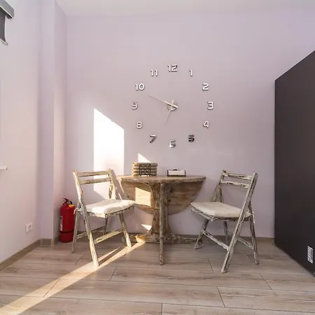 Apartment Fashionable 1bd Flat In The Centre Of *